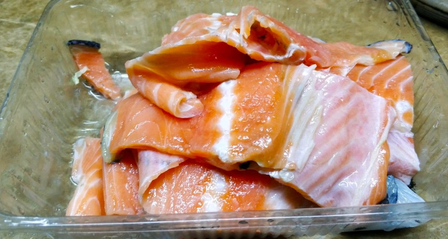 快速解凍三文魚方法