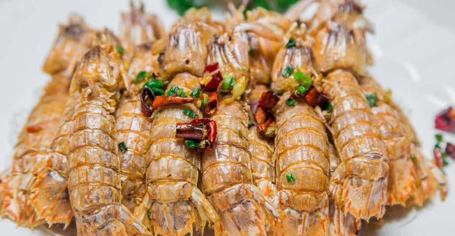 海鮮食材選購與處理全攻略：從市場到餐桌的專業指南