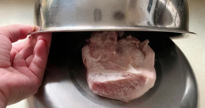豬肉解凍方法全攻略：安全快速不流失美味