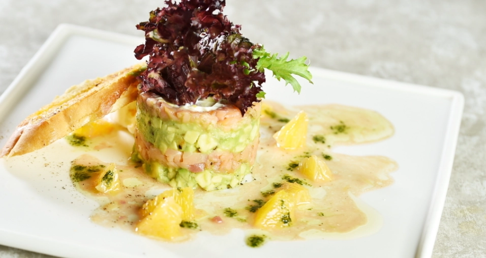 三文魚牛油果食譜大全：從經典沙拉到創意料理一次掌握