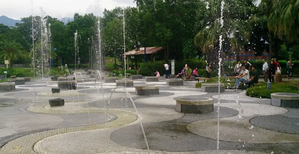 國立臺灣史前文化博物館南科考古館評論：參觀心得與實用指南