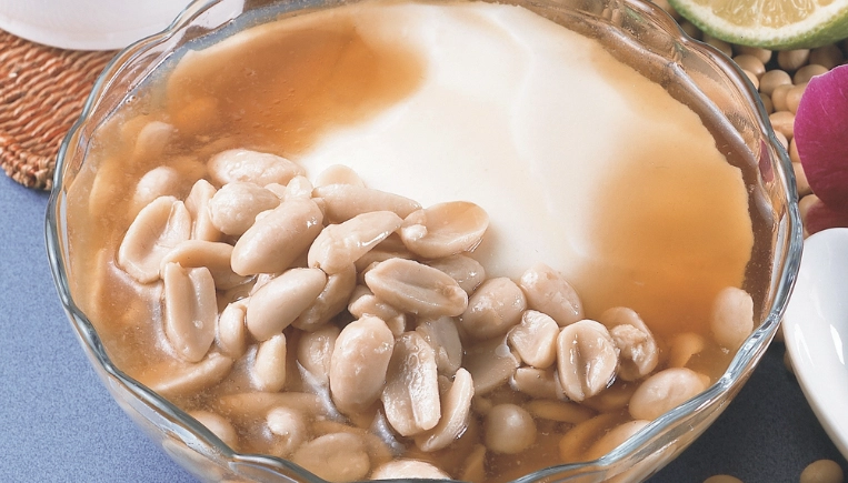 民權西路捷運站美食推薦：在地人精選10家必吃餐廳與避坑指南