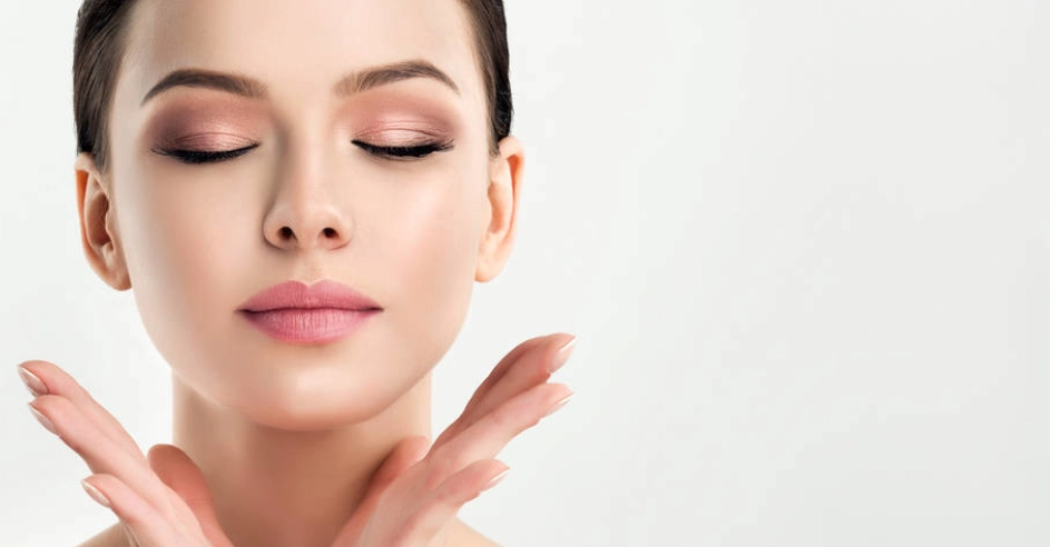 消除雙下巴運動