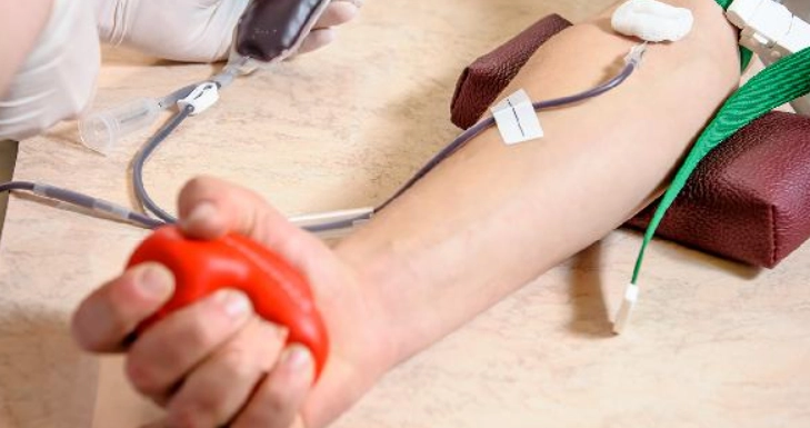 皮膚科抽血檢查完整指南：流程、項目、費用與常見疑問