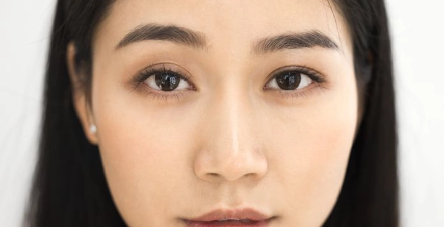 眼睛不對稱矯正