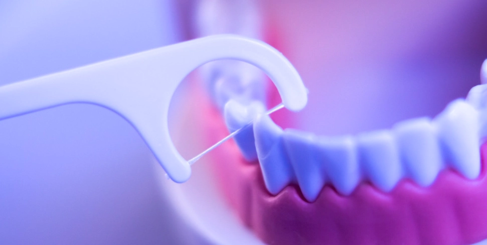 正確使用牙線棒