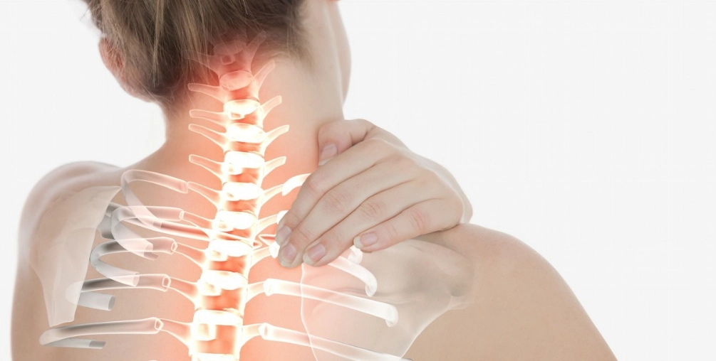 辦公室 肩頸 痠痛