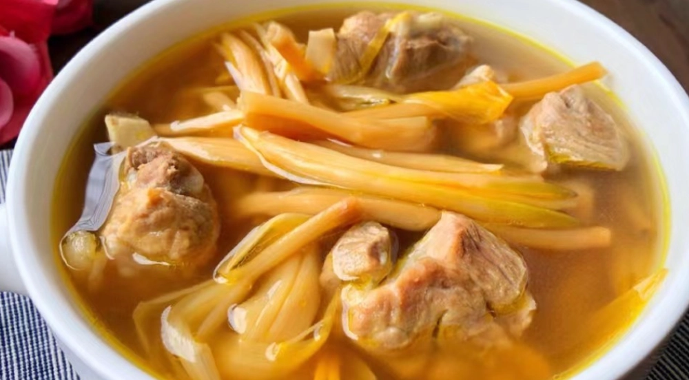 金針花湯做法 金針花湯做法