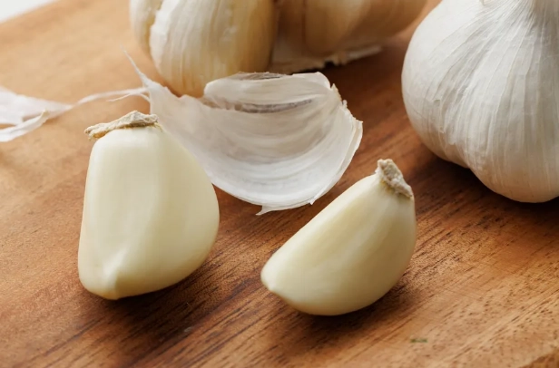 大蒜去皮方法 大蒜去皮方法