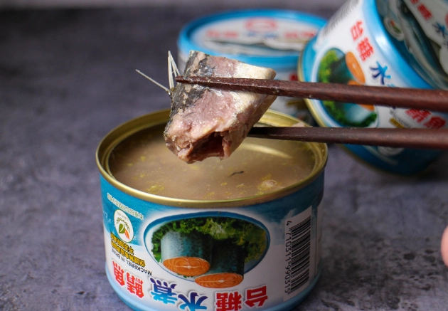 鯖魚罐頭缺點全解析：健康風險、保存問題與替代方案