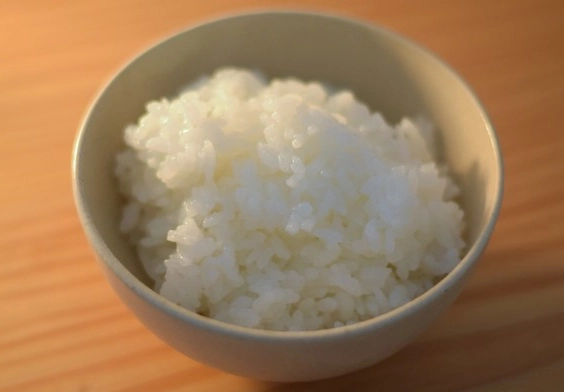 電鍋加熱隔夜飯 電鍋加熱隔夜飯