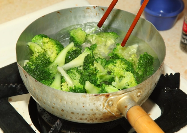 如何水煮花椰菜