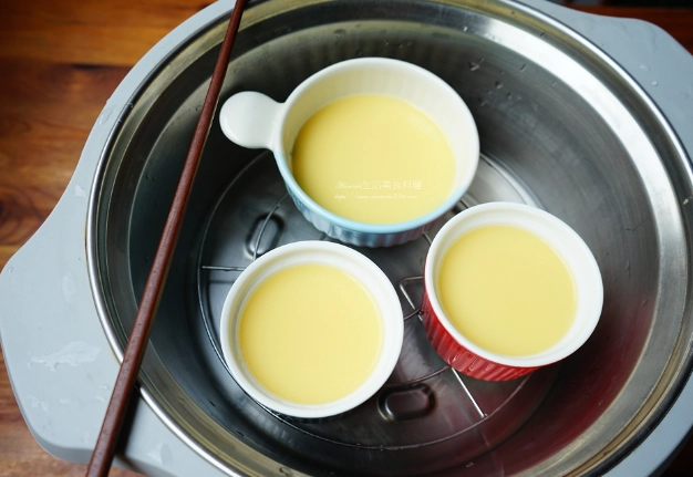 電鍋蒸蛋做法