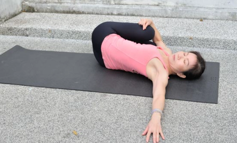 辦公室拉筋 辦公室拉筋