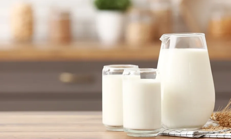 喝牛奶不能吃什麼水果