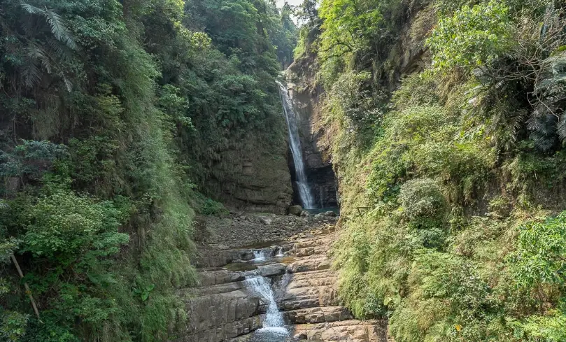 山林深度旅行 山林深度旅行