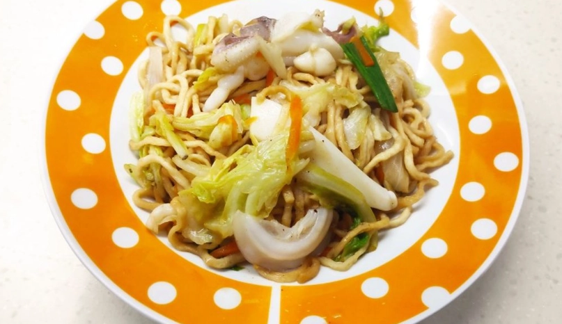 家常花枝炒麵