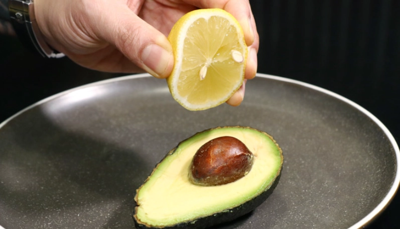 如何挑牛油果