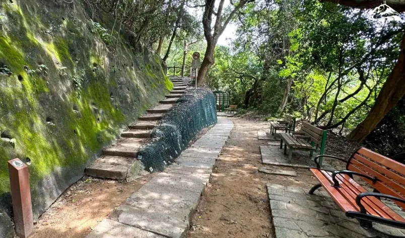 龍虎山郊野公園