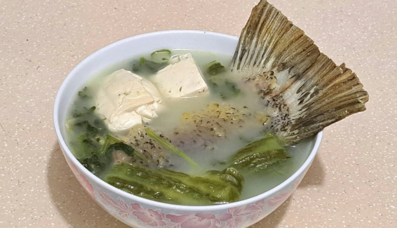 家常養生魚湯食譜全攻略：從選魚到燉出奶白鮮湯的實戰技巧