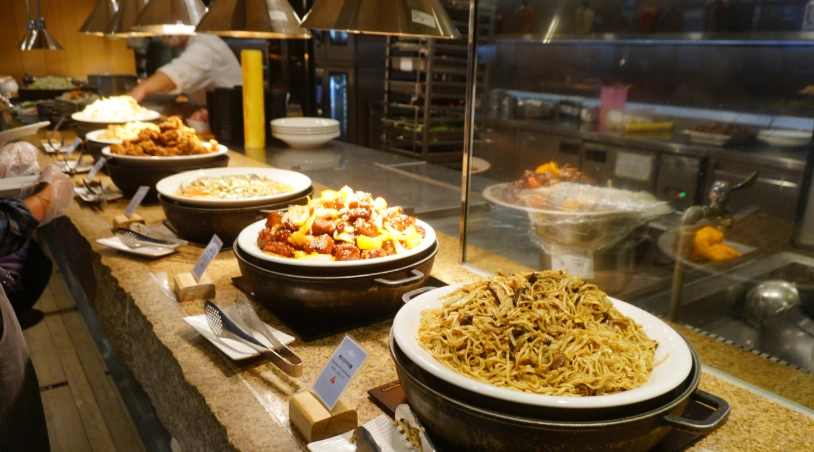 日月潭美食自助餐