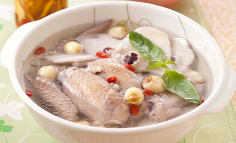 四神湯加雞肉