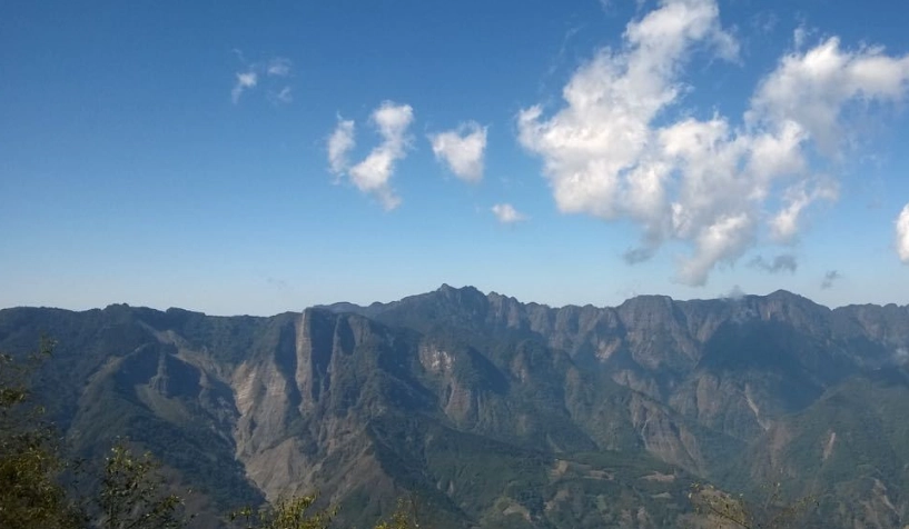 玉山東峰 玉山東峰