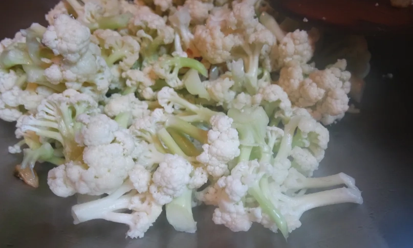 清炒白花椰菜 清炒白花椰菜