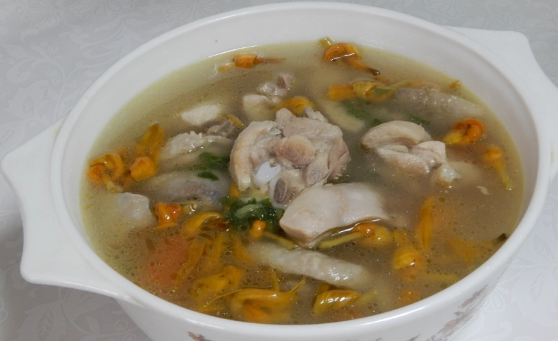 金針雞湯料理 金針雞湯料理