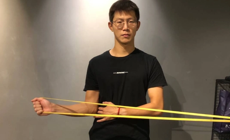 改善肩膀活動度