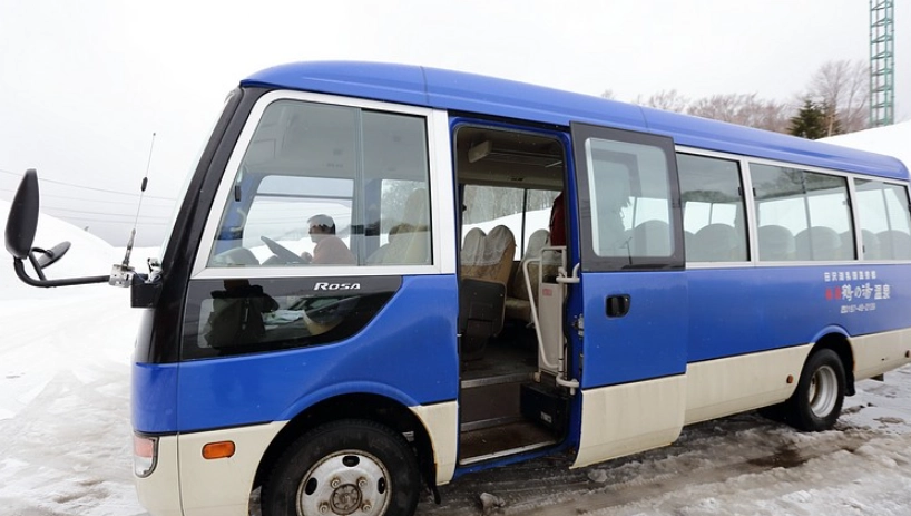 鶴之湯接駁車