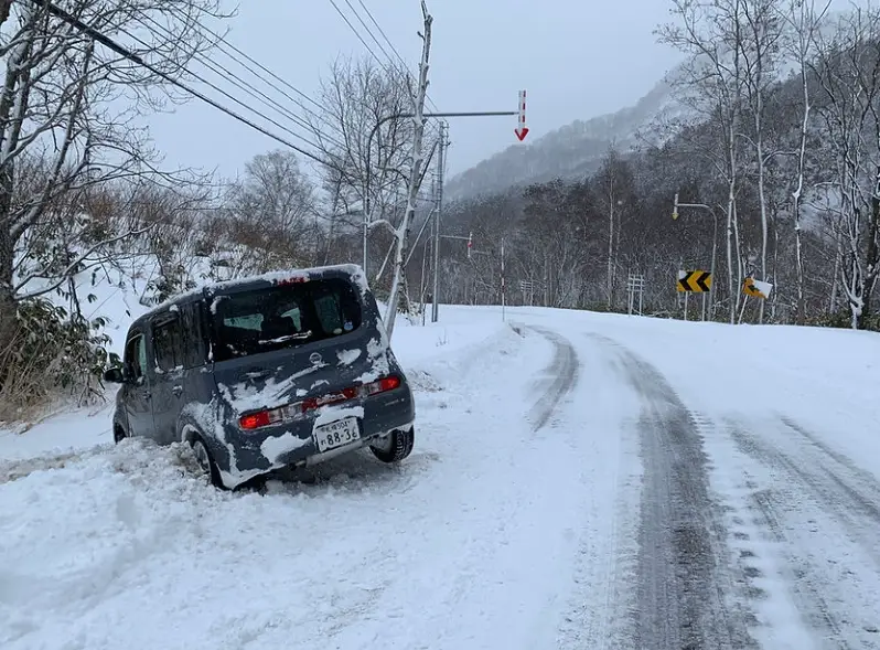 雪地開車技巧
