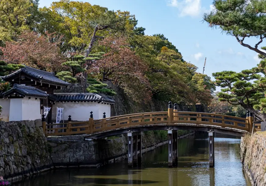 和歌山城楓葉時間