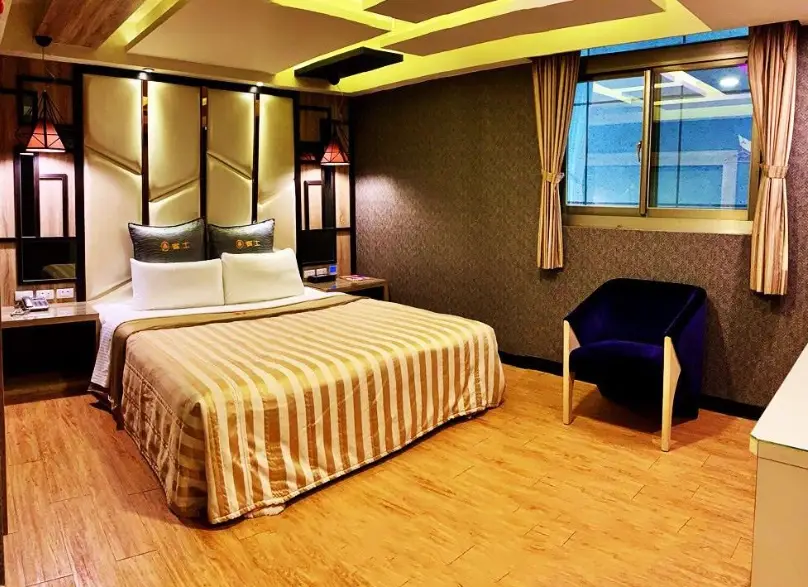 桃園青年旅館 桃園青年旅館