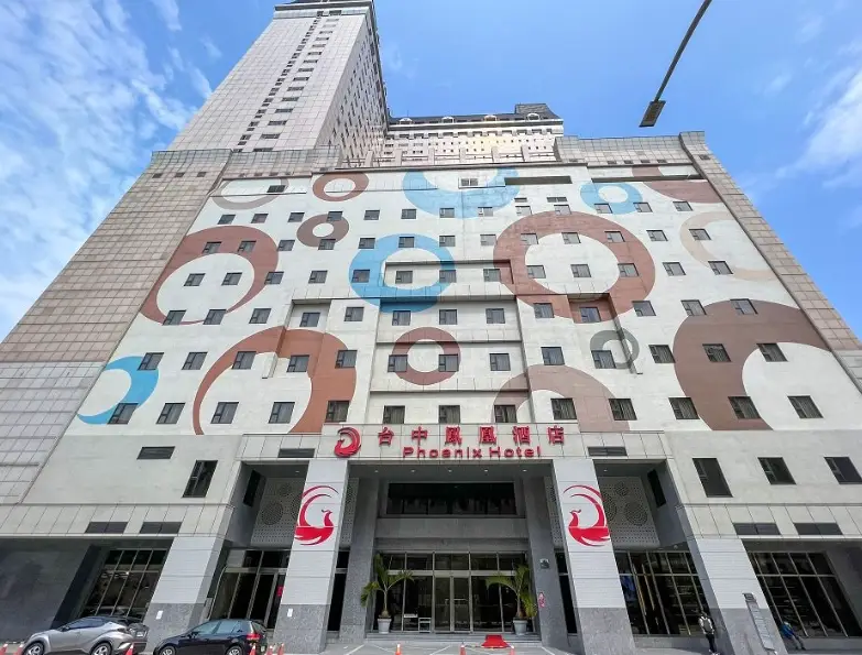 台中親子飯店溜滑梯推薦！5間實住評比，從夢幻城堡到賽車主題一次收藏