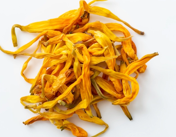 去除金針花酸味