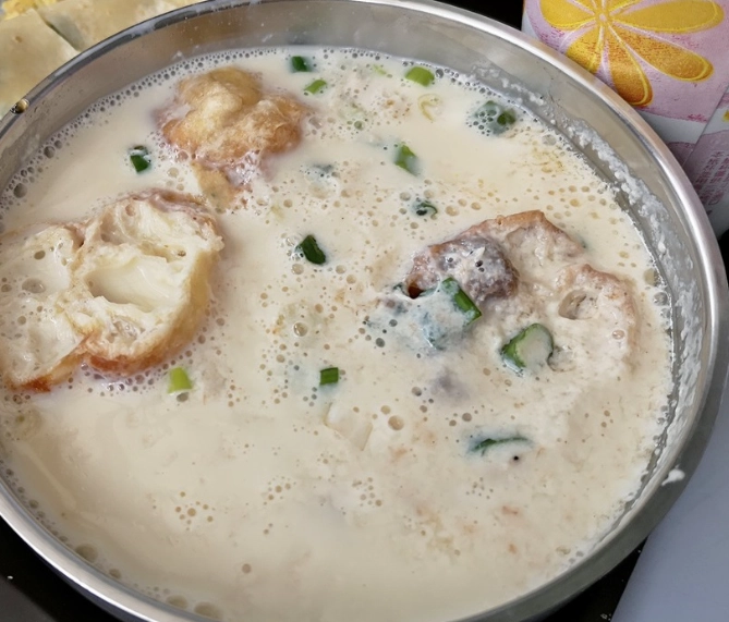 青年公園附近美食