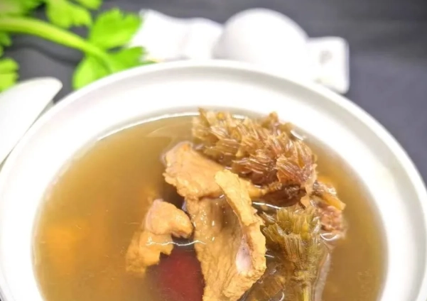 清燉瘦肉湯