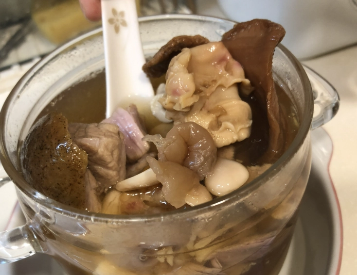 清燉瘦肉湯