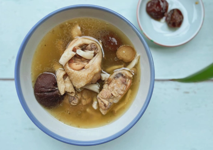 紫蘇梅子雞湯 功效 紫蘇梅子雞湯 功效