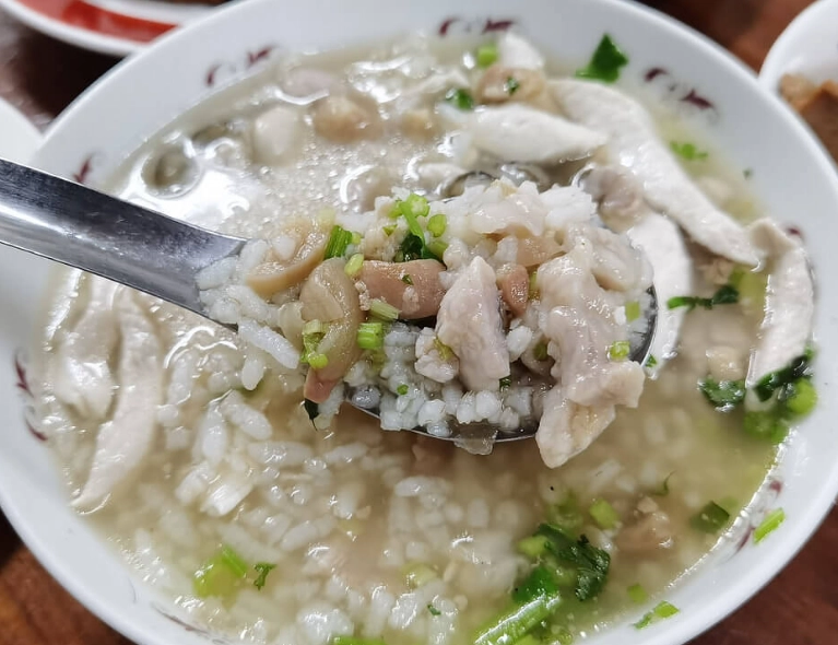 高雄在地美食探索：老饕私藏必吃清單與避坑攻略
