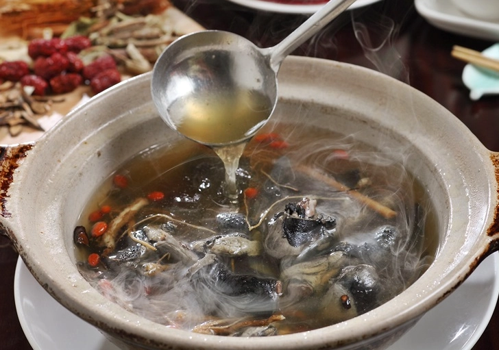 香港煲湯推薦：在地人私藏老火湯店與滋補秘方