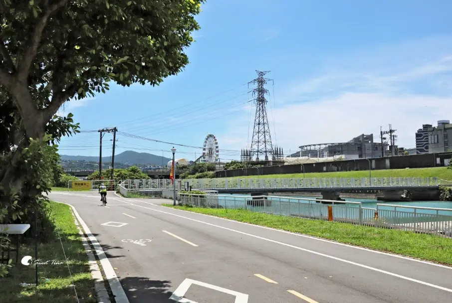 台北河濱自行車道