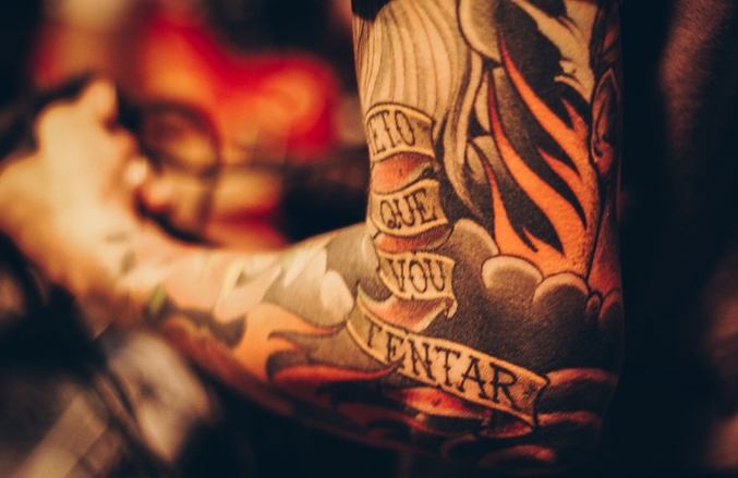 紋身後飲酒風險 紋身後飲酒風險