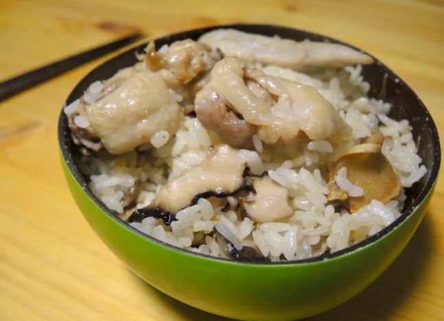 電鍋麻油雞飯食譜