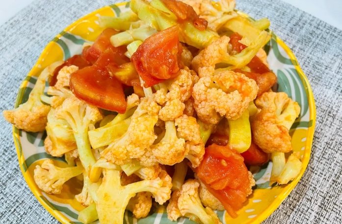 花椰菜番茄炒蛋做法 花椰菜番茄炒蛋做法