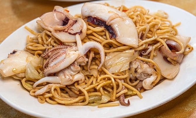 乾炒花枝意麵做法