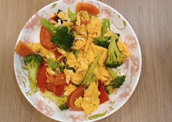 花椰菜番茄炒蛋做法 花椰菜番茄炒蛋做法