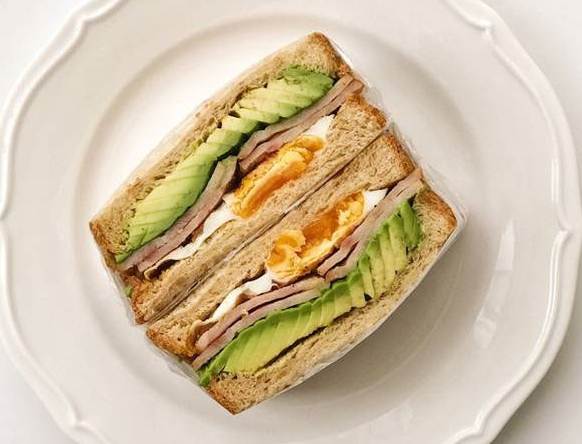 酪梨沙拉吐司做法