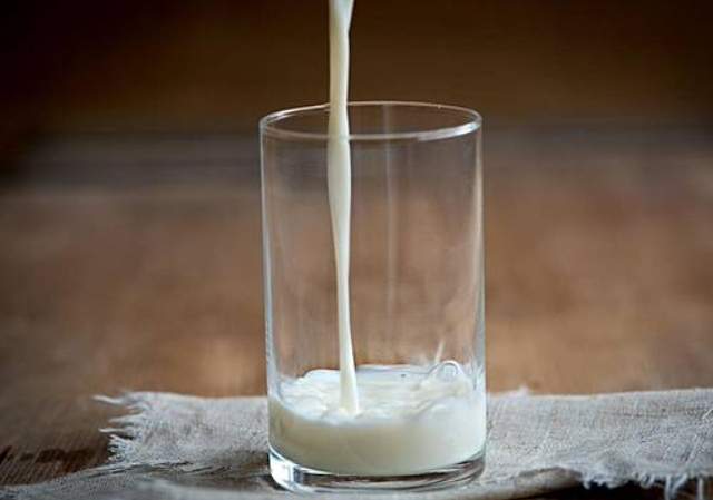 牛奶澆花方法 牛奶澆花方法